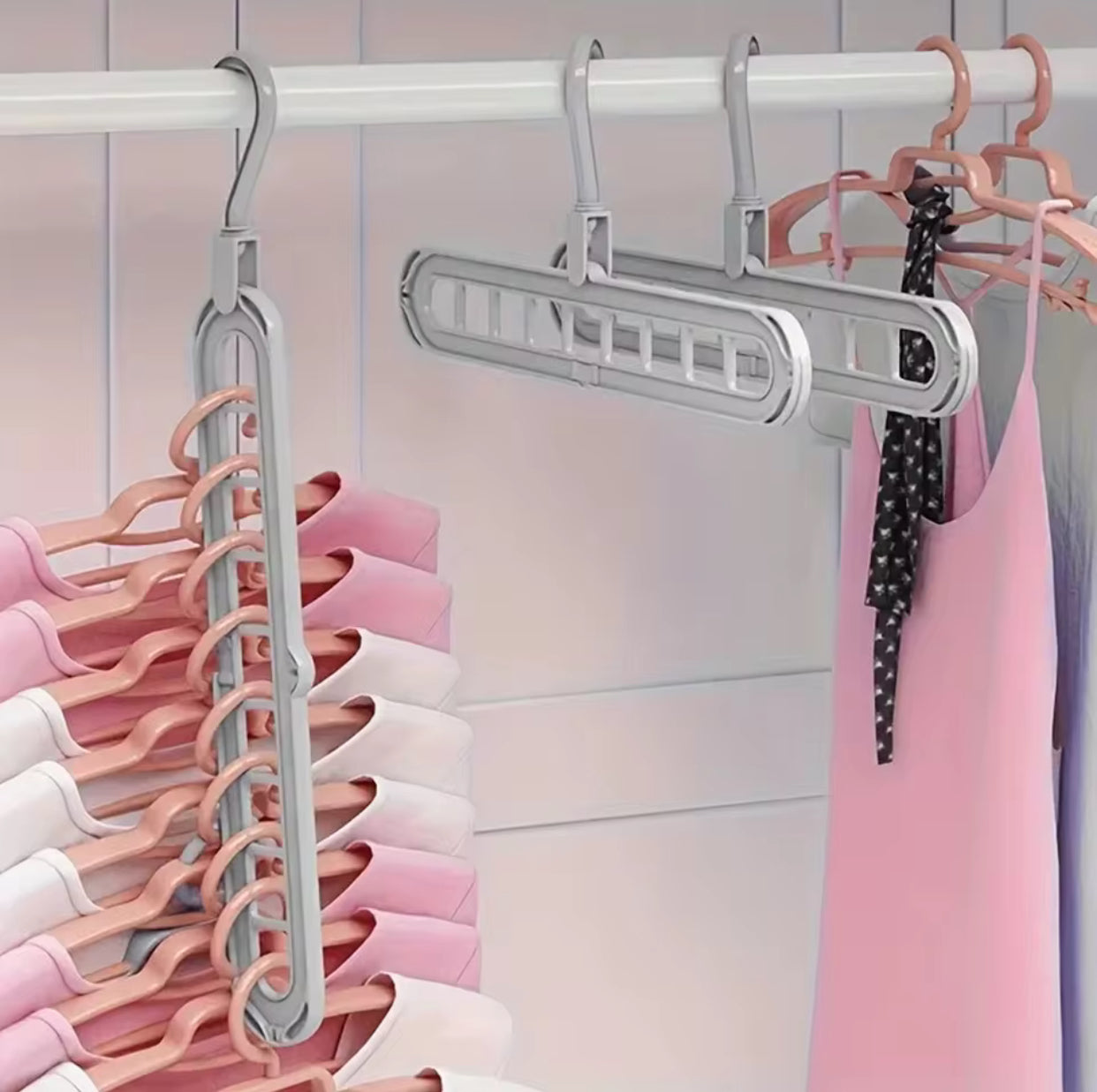 SpaceSaver™ Closet Organizer – Instantly Double Your Closet Space